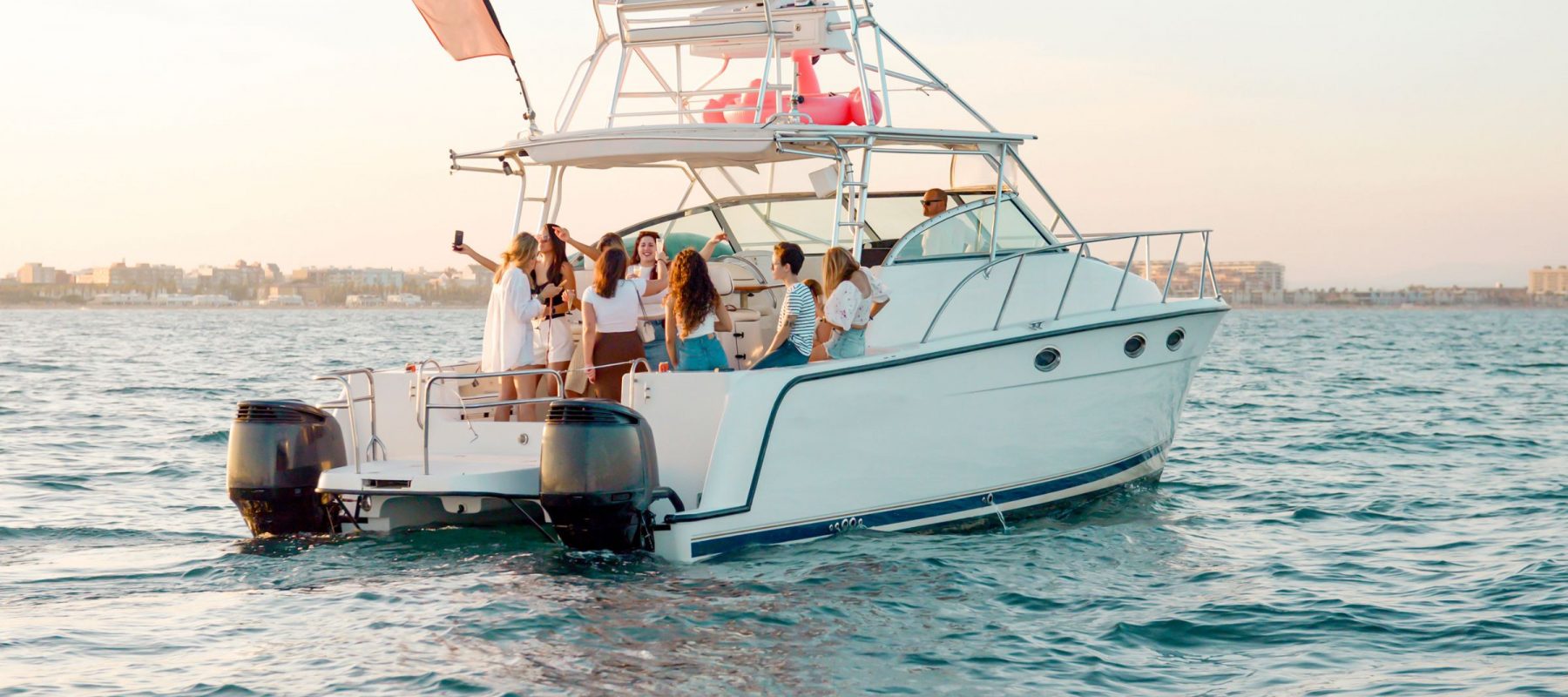 yacht in bahamas